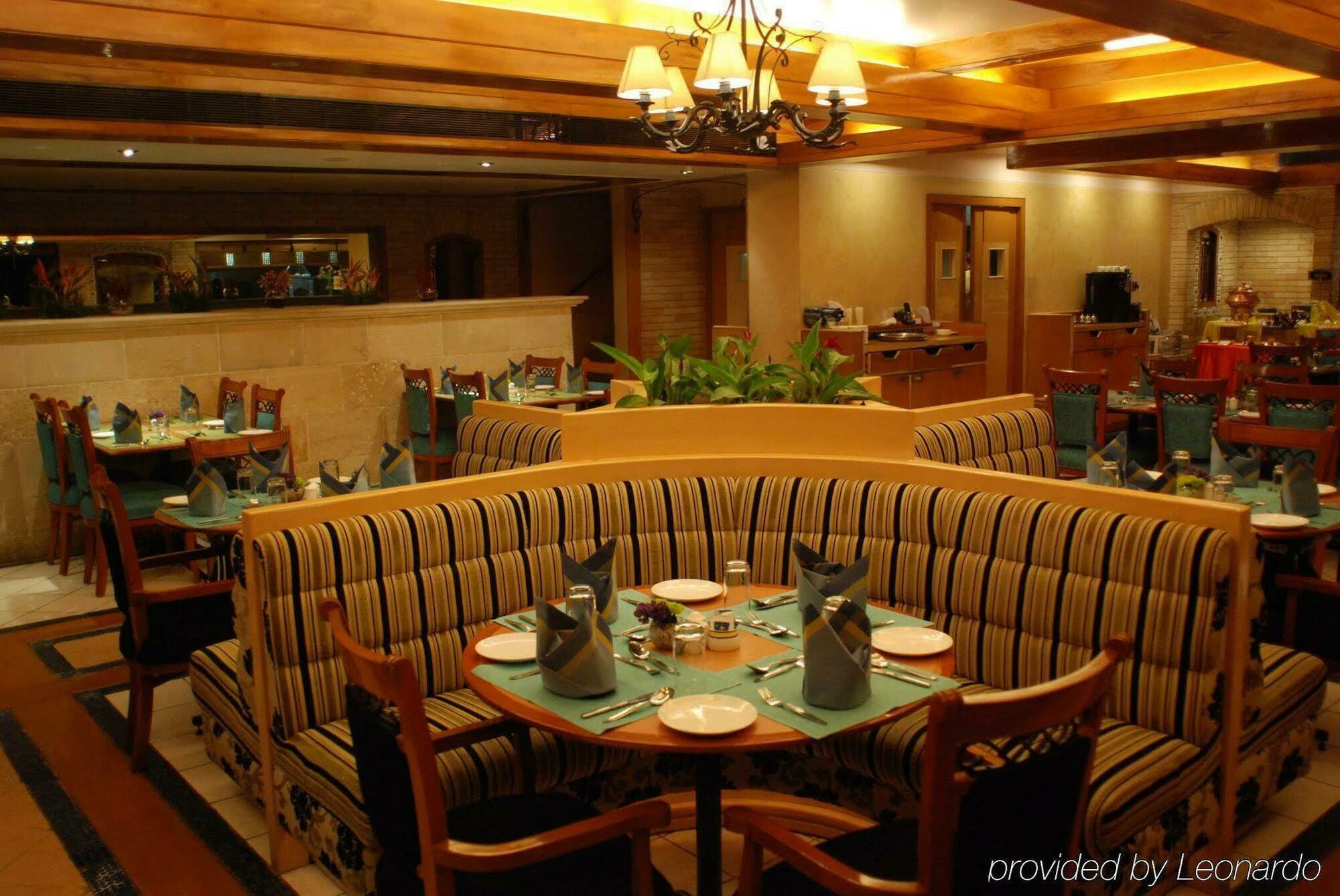 Hotel Sea Princess Bombay Ristorante foto
